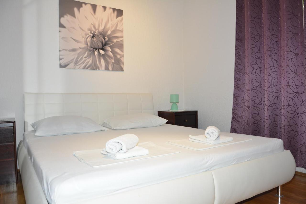 Maro Apartments Сень Екстер'єр фото